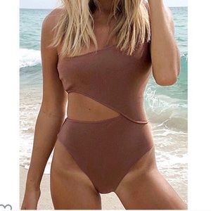 One shoulder one piece swimsuit